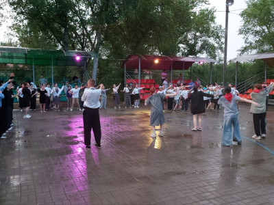 Смена в лагере - это капля лета, застывшая в вечности