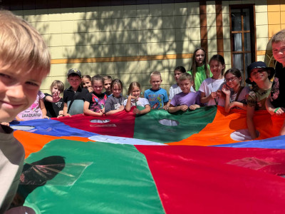 Мы продолжаем полёт! Подростки помогают тренерам