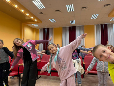 Мы продолжаем полёт! Подростки помогают тренерам