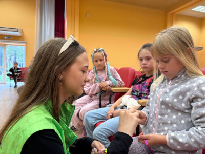 Мы продолжаем полёт! Подростки помогают тренерам