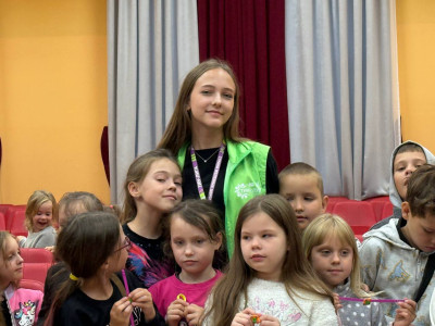 Мы продолжаем полёт! Подростки помогают тренерам