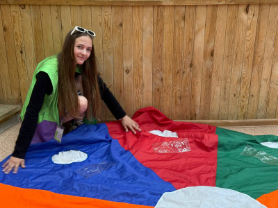 Мы продолжаем полёт! Подростки помогают тренерам