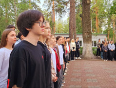 "Зелёный огонёк" склонил головы в День памяти и скорби.