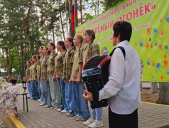 "Музыка вокруг нас": Профильная патриотическая смена в "Зелёном Огоньке" звучит голосами Победы!