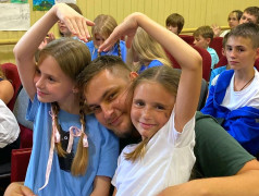 "Море по колено, песни в унисон!": "Зелёный Огонёк" с размахом отметил День ВМФ России!