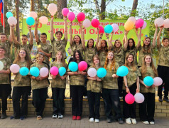 "Музыка вокруг нас": Профильная патриотическая смена в "Зелёном Огоньке" звучит голосами Победы!