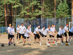 &laquo;Быстрее. Выше. Сильнее! &ndash; ЛОКОБОЛ-ДОЛ&raquo;. 