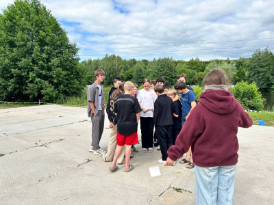 "Старшие воспитанники лагеря: Наставники и друзья для младших!"