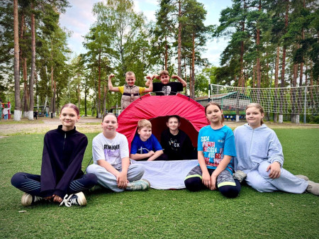 Отрядные игры в лагере: Ключ к сплоченности и незабываемым впечатлениям!