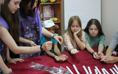 Подростки в Тин-лиге: не просто помощники, а будущие лидеры! 