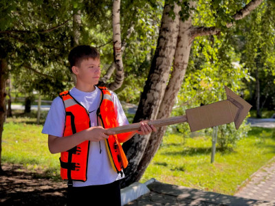 ГЕРОИ ЖЕЛЕЗНОДОРОЖНЫХ БУДНЕЙ