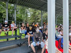 Комический футбол в лагере: Вожатые против детей &ndash; победила дружба! 