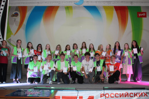 Подростки-наставники: сердце нашего лагеря бьётся в унисон с их заботой