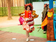 День Театра в Летнем Лагере: Магия на Сцене, Радость в Сердцах!