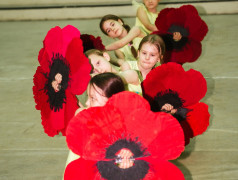 Танцевальный взрыв в лагере!  