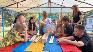 Дарья П., Зубкова Г., дети 3 отряда