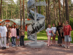 Живая память поколений: в Заслоновграде открыли стелу и аллею славы