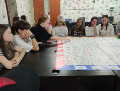 "Игра в деталях"