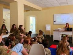 "Музейные реликвии военных лет" открывают историю в "Зелёном огоньке"!