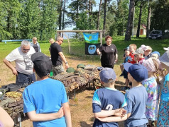 Герои живут рядом.