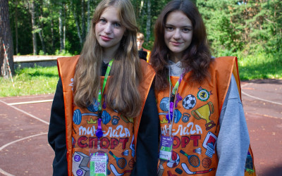 От мечты к реальности: как подростки ТиН-лиги зажигают огонь спорта в лагере! 