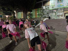 ДОЛ "Экспресс": Здесь помпоны крутятся, лагерь мутится!