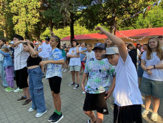 Доброе утро, Экспресс! Зарядка &laquo;Делай как я&raquo;!