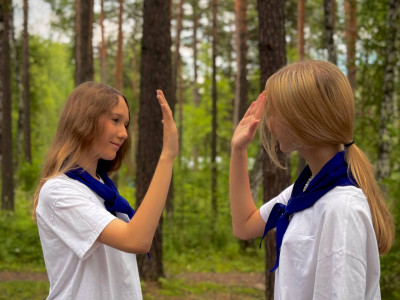 ВОКРУГ НАШИ ДРУЗЬЯ - МЫ ВСЕ ОДНА СЕМЬЯ!